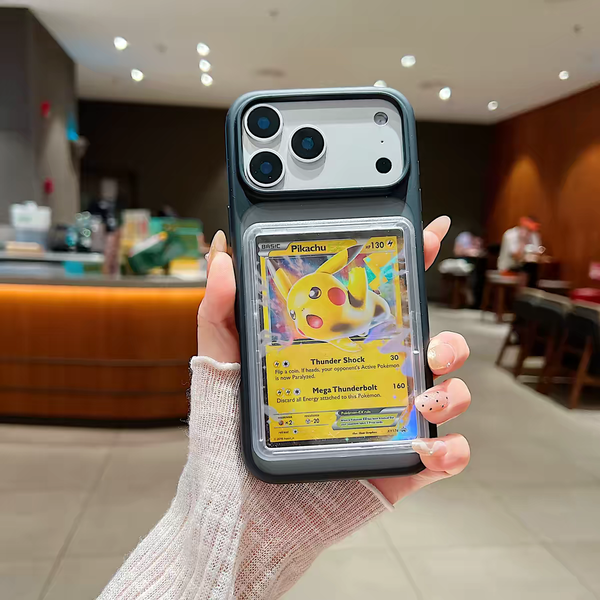 Cover Antiurto con Porta Carte Collection POKEMON ONE PIECE IPhone 17